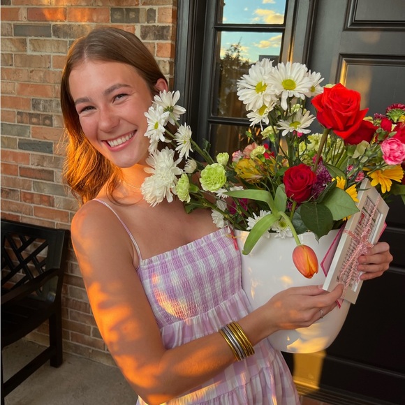 Meet your Posher, Campbell - Picture 1 of 1